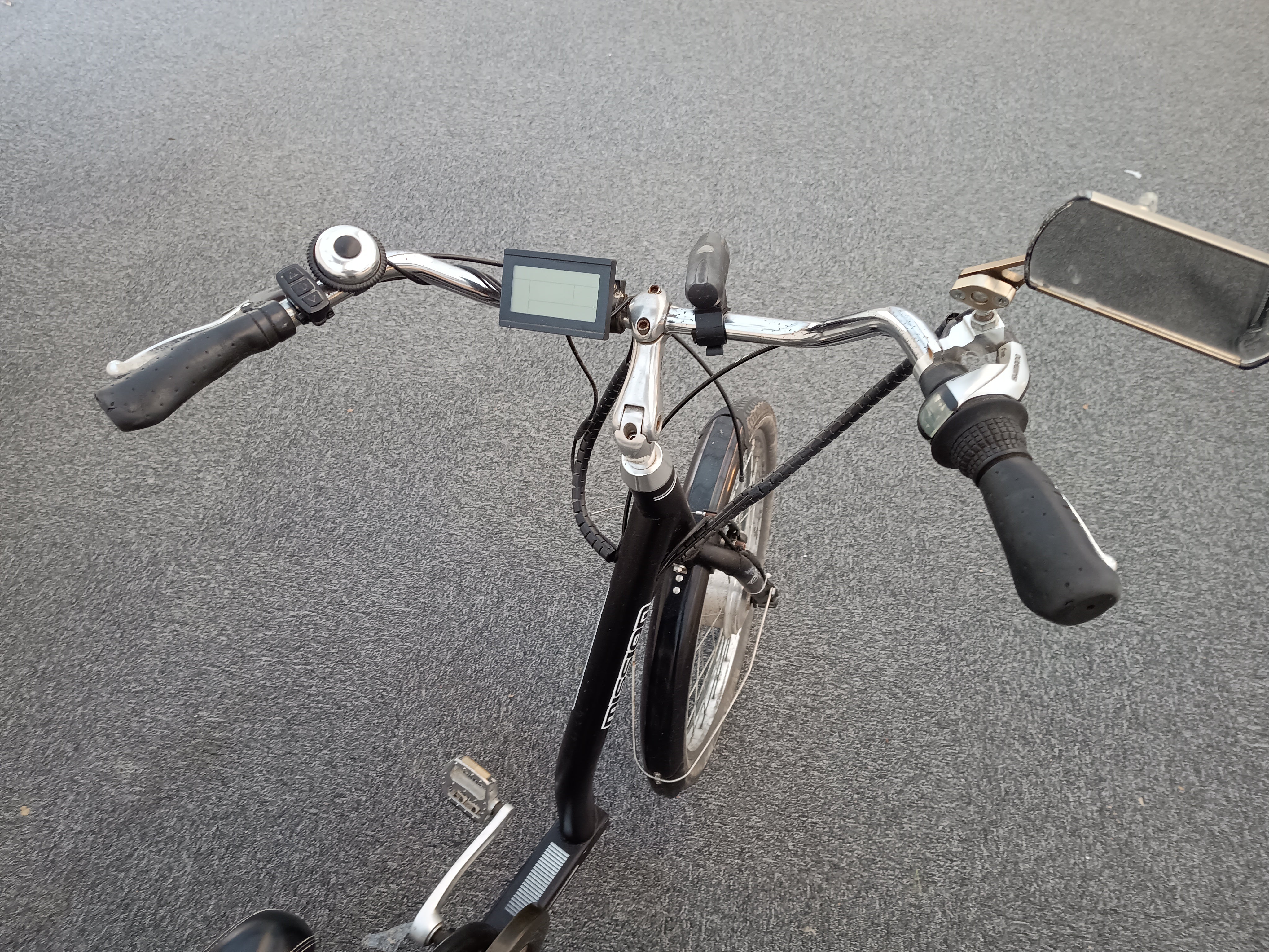 E-Mission Trike Lo-step